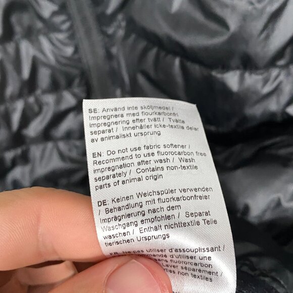 Fjallraven Abisko Padded Vest Size XL Black - Picture 7 of 11